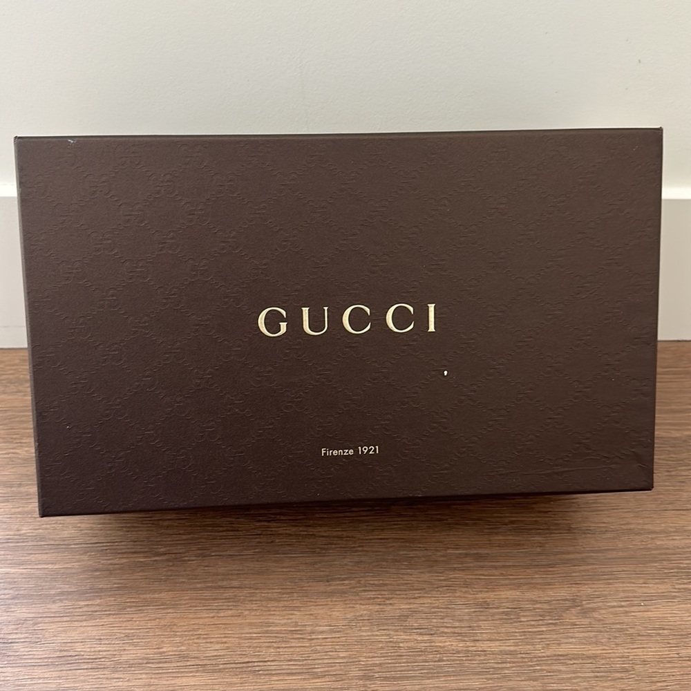 Gucci empty shoe box